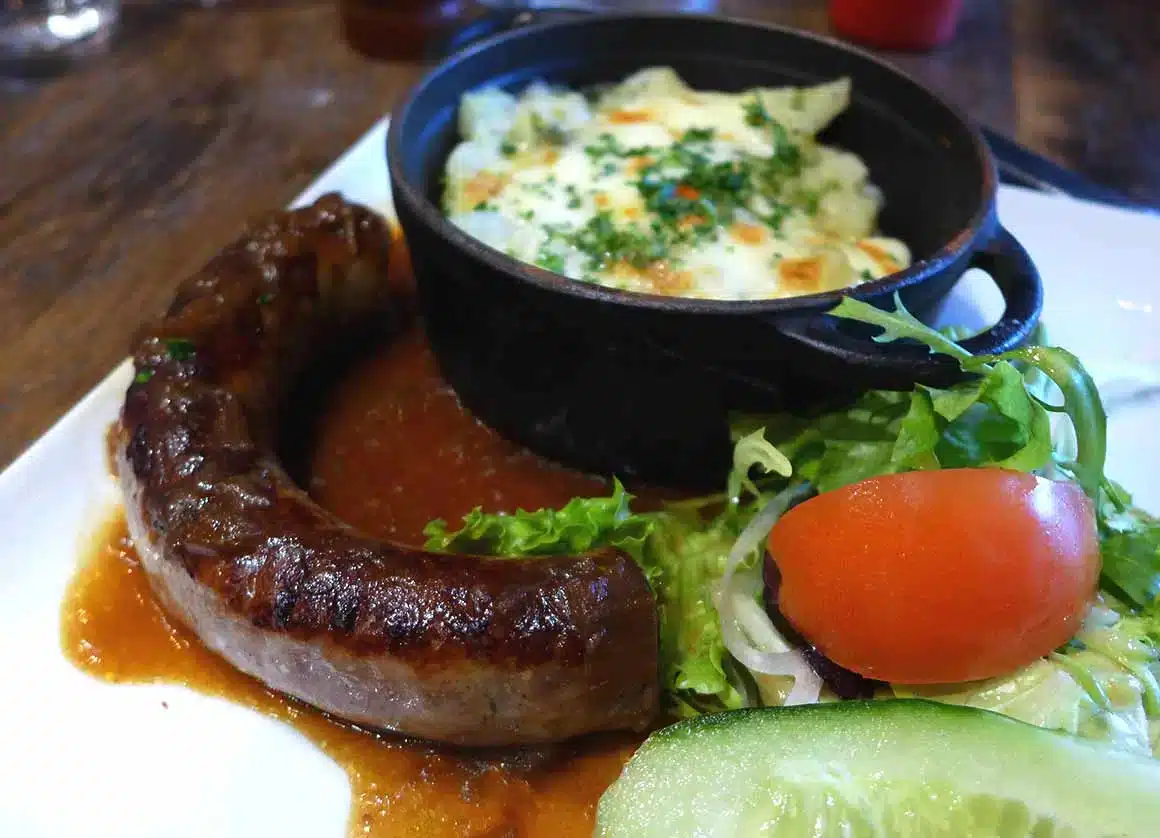 saucisse truffade de ma grand mère